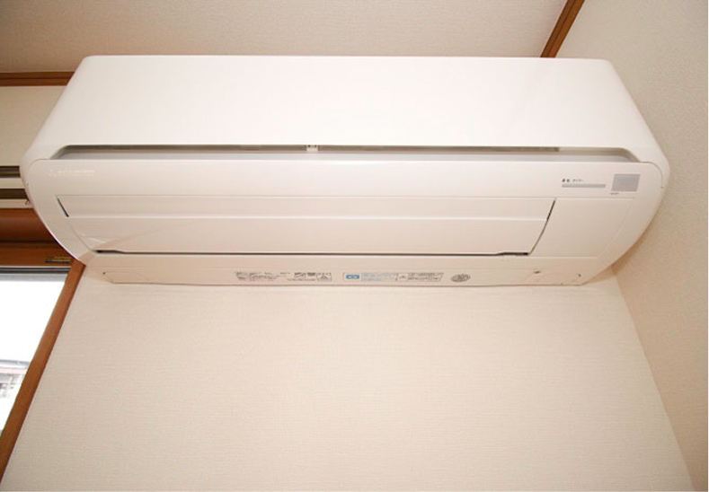 全室にエアコン　合計3台装備。暑い夏もこれで乗り切れます。